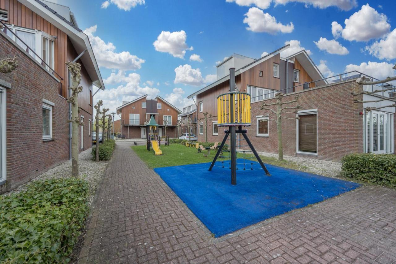 Meerzicht 24 - Luxury Family Accommodation With Beautiful Lake Side View Uitgeest Exterior foto